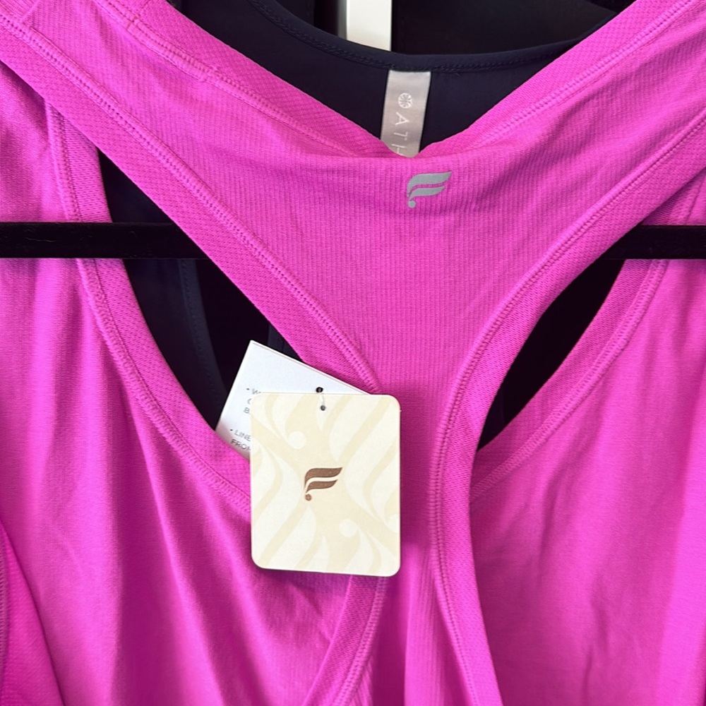 NWT - Fabletics Performance Seamless Racerback Tank - Picture 7 of 9